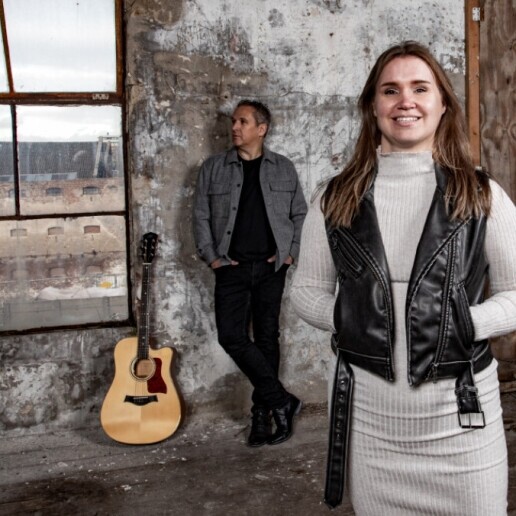 Band Vlaardingen  (NL) Akoestisch Duo Manon en Arend