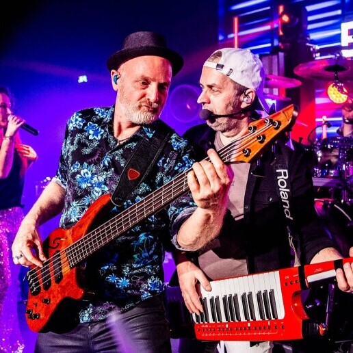 فرقة موسيقية Hapert  (NL) Bandwagon Coverband