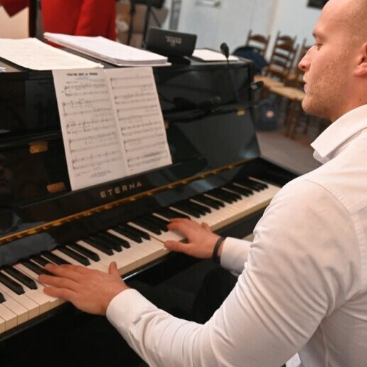 Pianist Westendorp  (NL) Pianist at Funeral & Memorial Service
