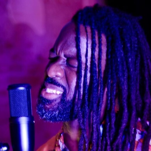 Pianist Arnhem  (NL) Yox in from Havana to the Netherlands