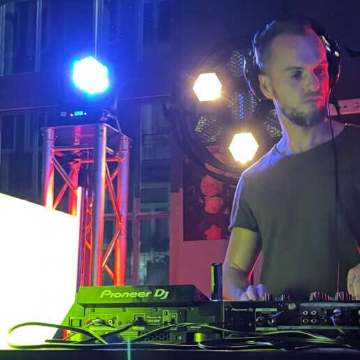 DJ Almere  (NL) DJ B-Bop voor Bruiloften en Partijen