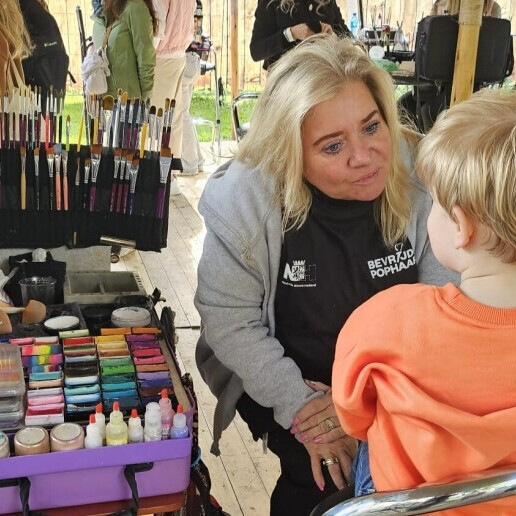 Make-up artist Amsterdam  (NL) Mona Lilac for your Event