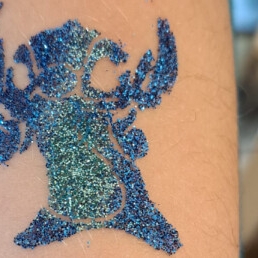 Glittertattoo's schitteren op uw feest