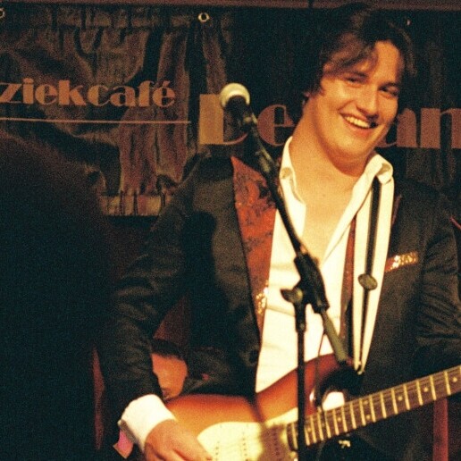 Zanger Nijverdal  (NL) Rock & Roll Sensation Damian