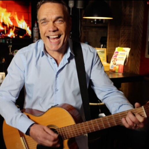 Singer (male) Tilburg  (NL) Troubadour Henry