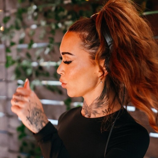 DJ Huizen  (NL) DJ Melissa Pools/ April Grey