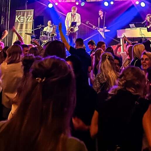Band Emmen  (NL) KeyZ - Live Pianoshow