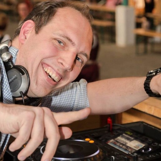 DJ Eindhoven  (NL) Carnaval DJ Matthias (DJ only)