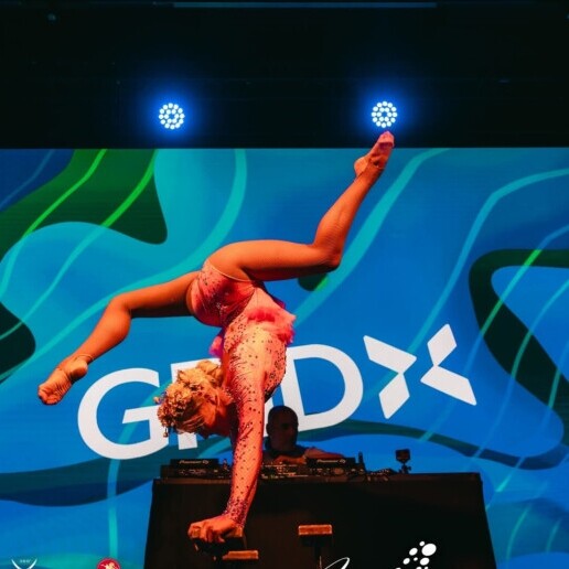 Acrobat Brasschaat  (BE) Handstand show