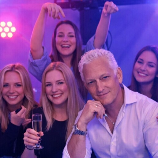 Drive-in show Maastricht  (NL) Crazy4Sound: Music, lights & Happy Times