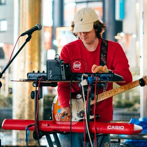 Zanger Amstelveen  (NL) Moanzy