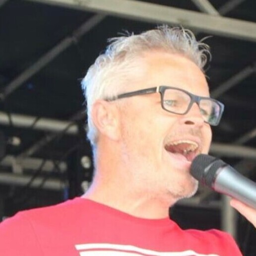 Singer (male) Vogelenzang  (NL) Rob van Dam