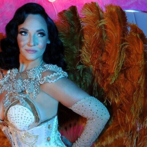 Dancer Haarlem  (NL) Burlesque performer