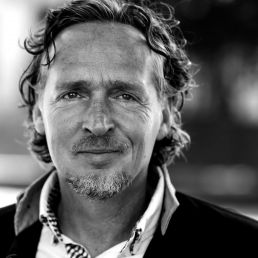 Speaker Eindhoven  (NL) Trendwatcher and Trendspeaker Jan Willem Alphenaar