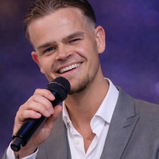Zanger Tilburg  (NL) Feest, beleving , herinnering