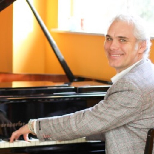 Pianist Monnickendam  (NL) Anton Toetsing