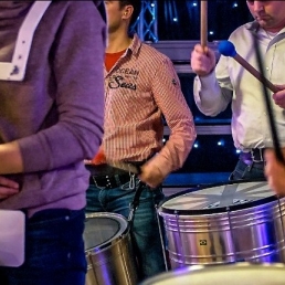 Trainer/Workshop Oss  (NL) Teambuilding Percussieworkshop