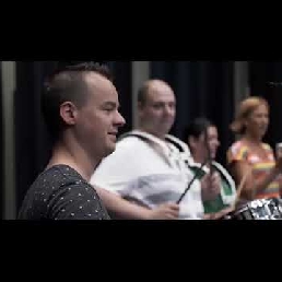 Percussie workshop en danseressen