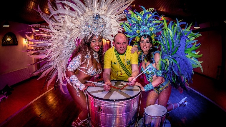 Percussie workshop en danseressen