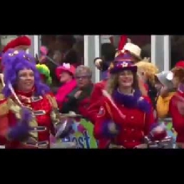 Braziliaanse Percussie Band Dale Cana