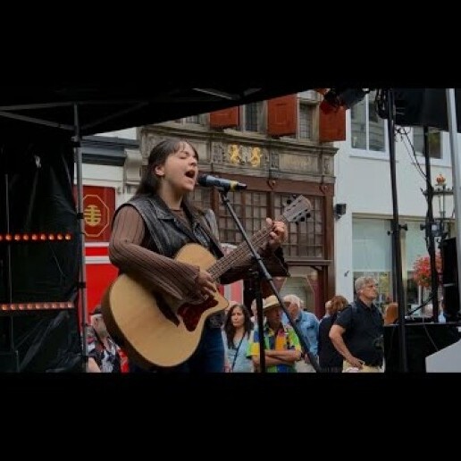 Shahera | Singer-songwriter
