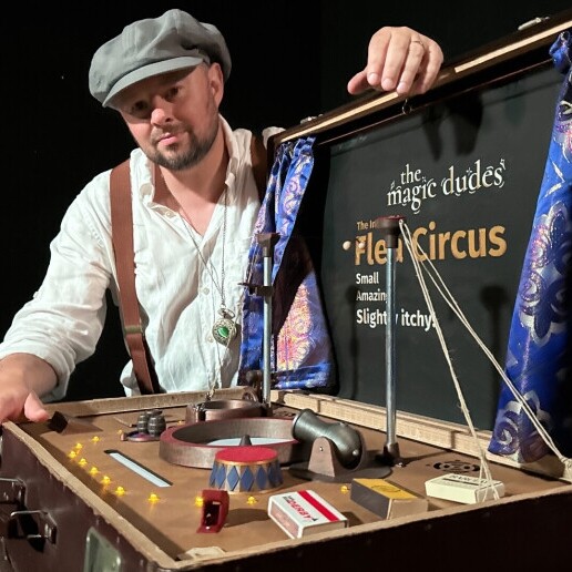 Goochelaar Gent  (BE) Het ongelofelijke vlooiencircus!