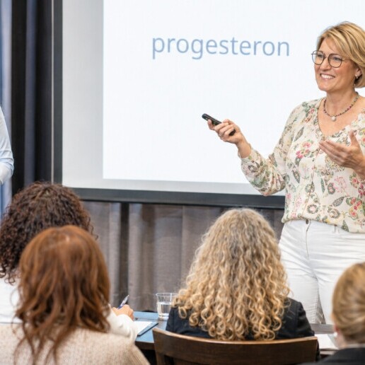 Speaker Woerden  (NL) Menopause, Hormones, and the Female Brain