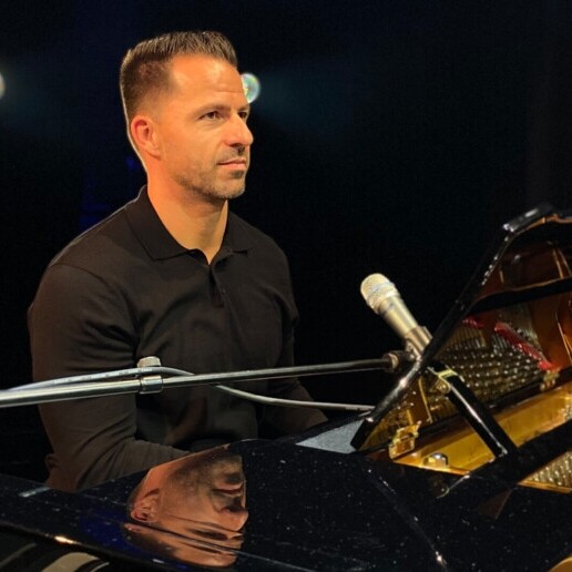 Pianist Oegstgeest  (NL) Menno Theunissen