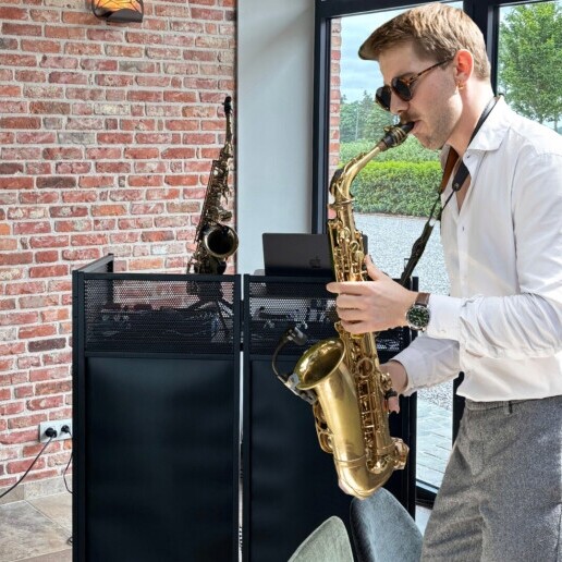DJ Den Haag  (NL) MARNYX - DJ & Sax | Equipment included