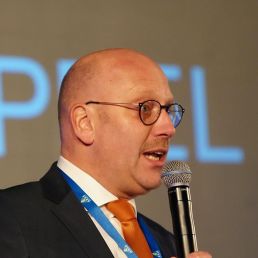 Speaker Maasbracht  (NL) Cybercrime, Internet fraud, Indenteitsfraude