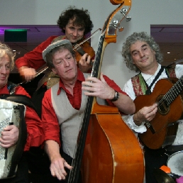 Orchestra Wijk aan Zee  (NL) Pazjanka Orkestra