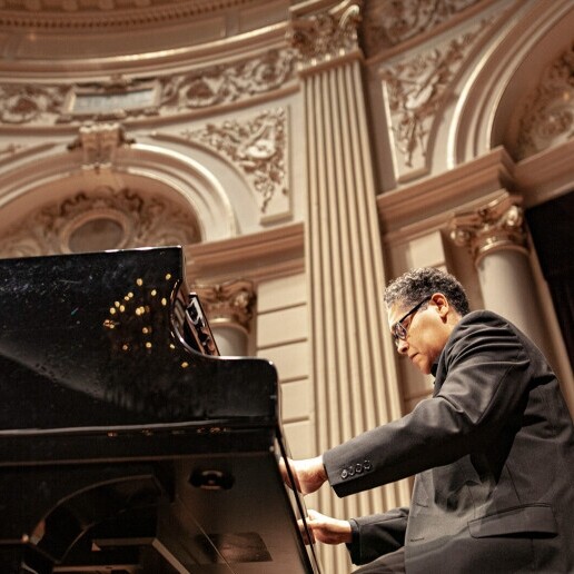 Pianist 's Gravenhage  (NL) Gustavo Corrales Romero Pianist